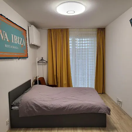 Galeria Polnocna 公寓 *