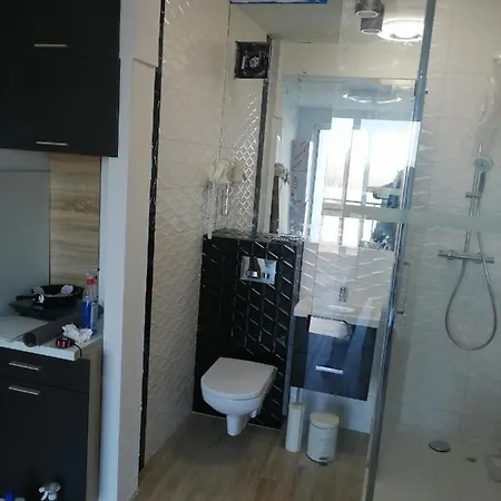 Galeria Polnocna דירה *